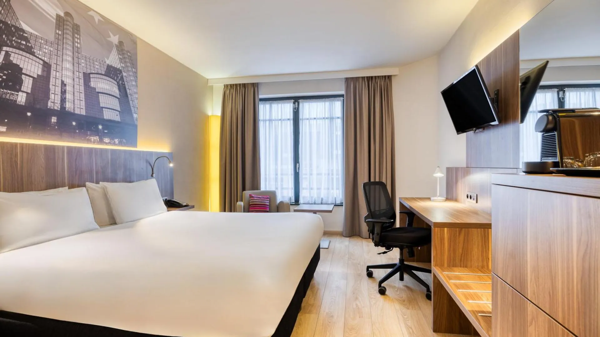 Szálloda Holiday Inn Brussels Schuman By Ihg