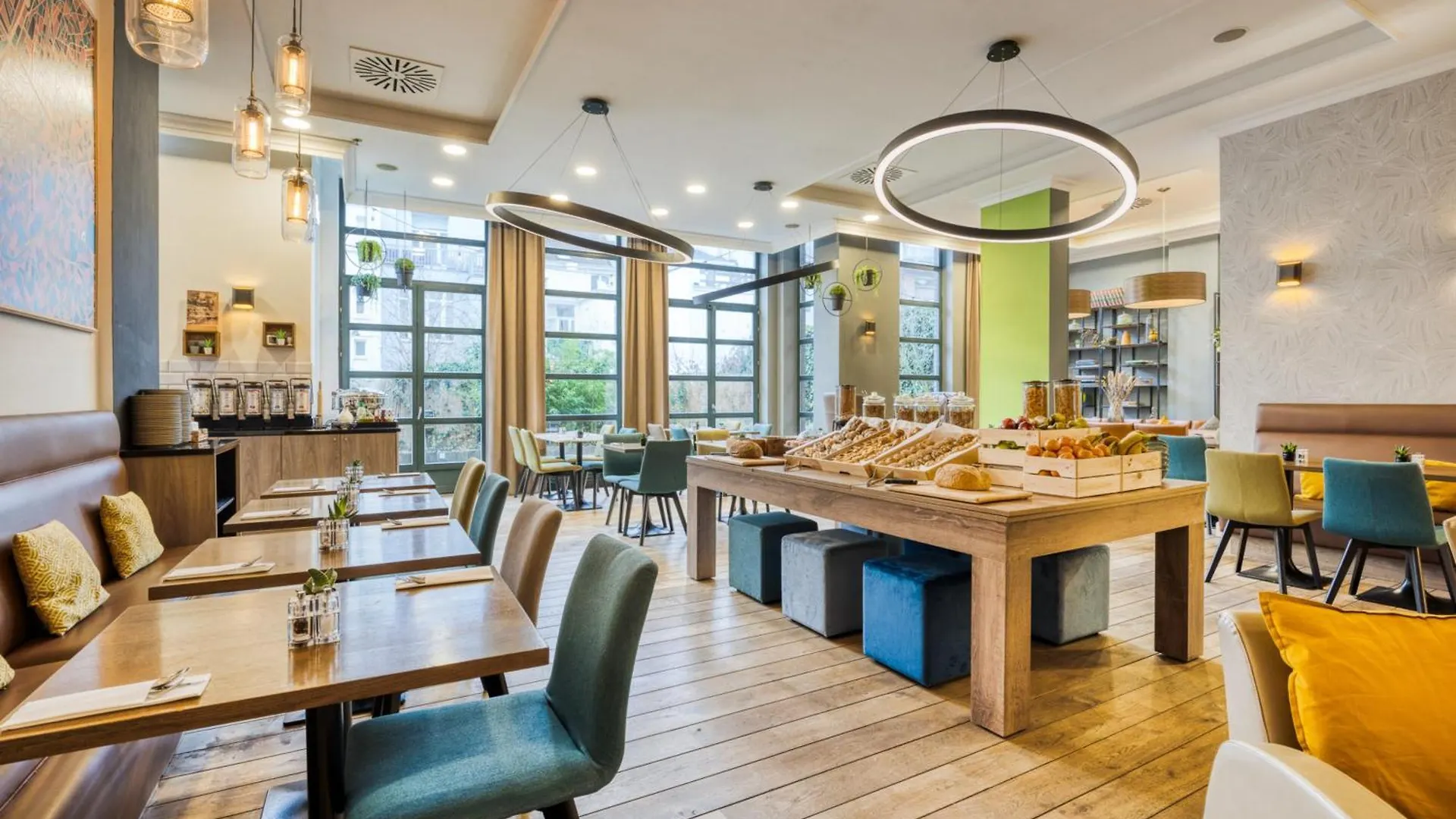 Holiday Inn Brussels Schuman By Ihg 4*,  Belgium