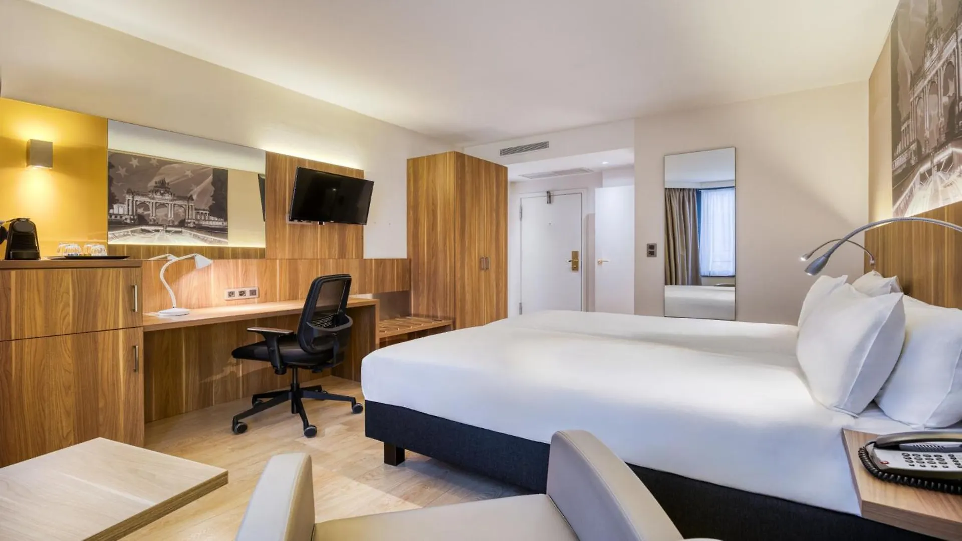 Hotel Holiday Inn Brussels Schuman By Ihg