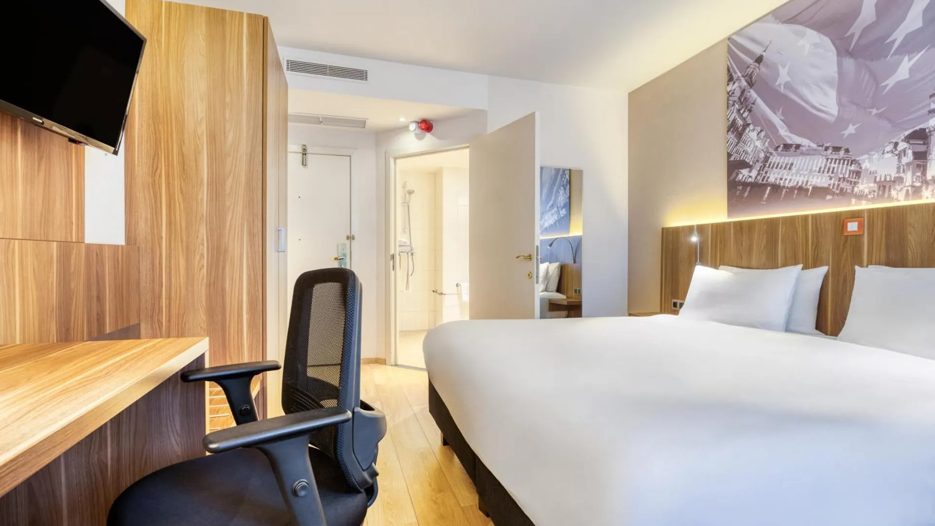 Hotell Holiday Inn Brussels Schuman By Ihg