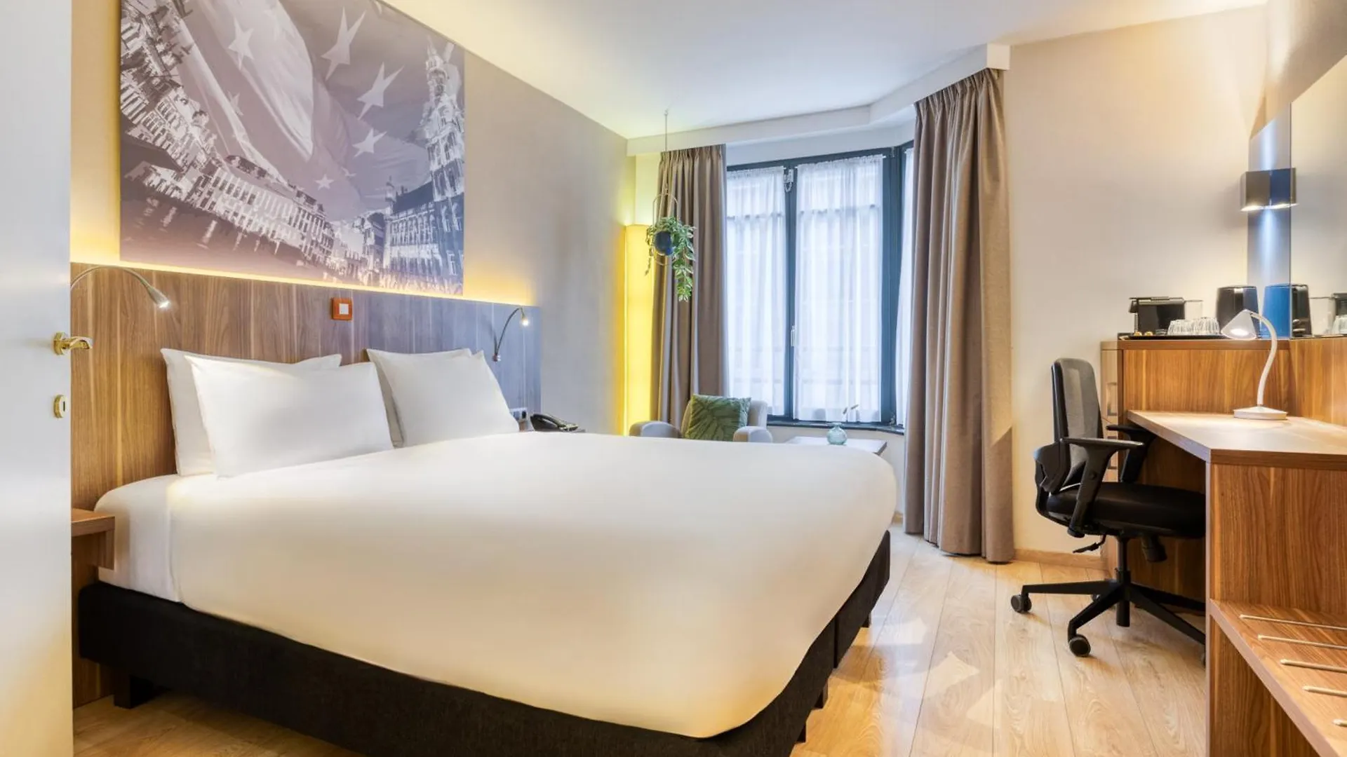 Holiday Inn Brussels Schuman By Ihg