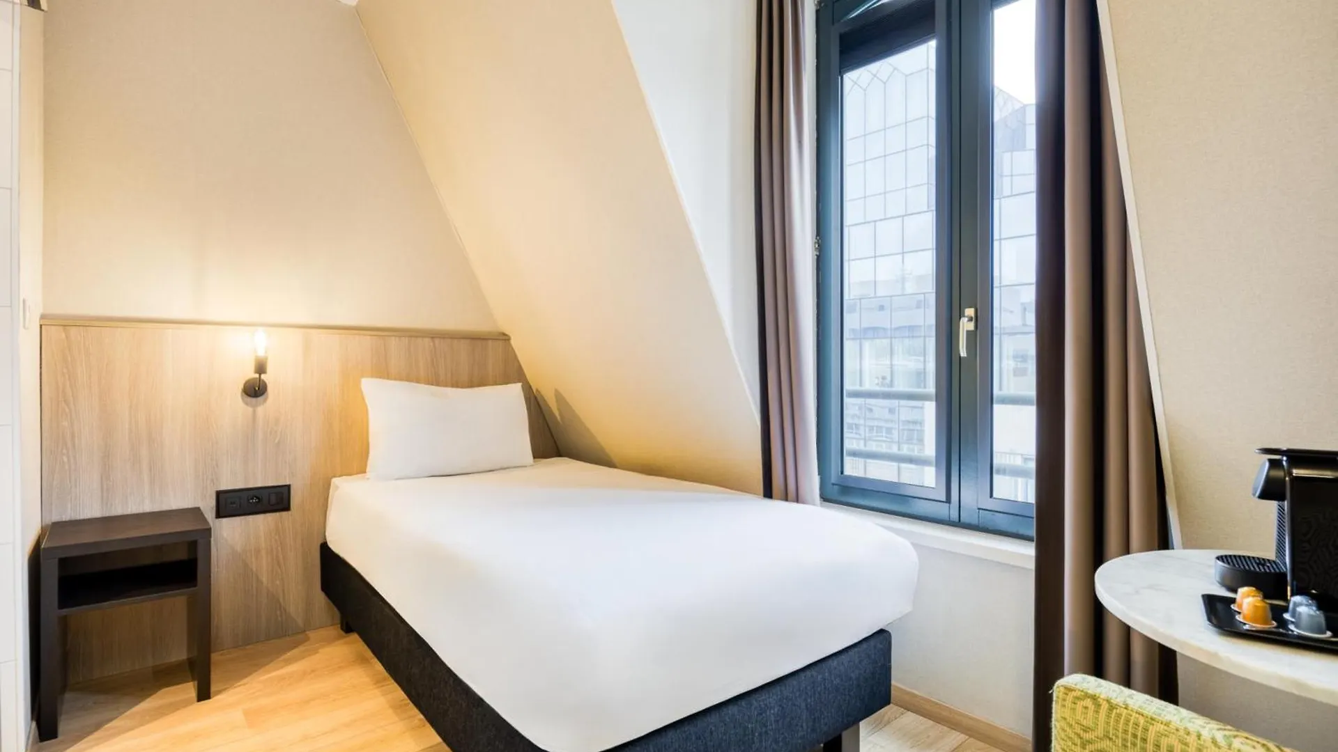 Holiday Inn Brussels Schuman By Ihg