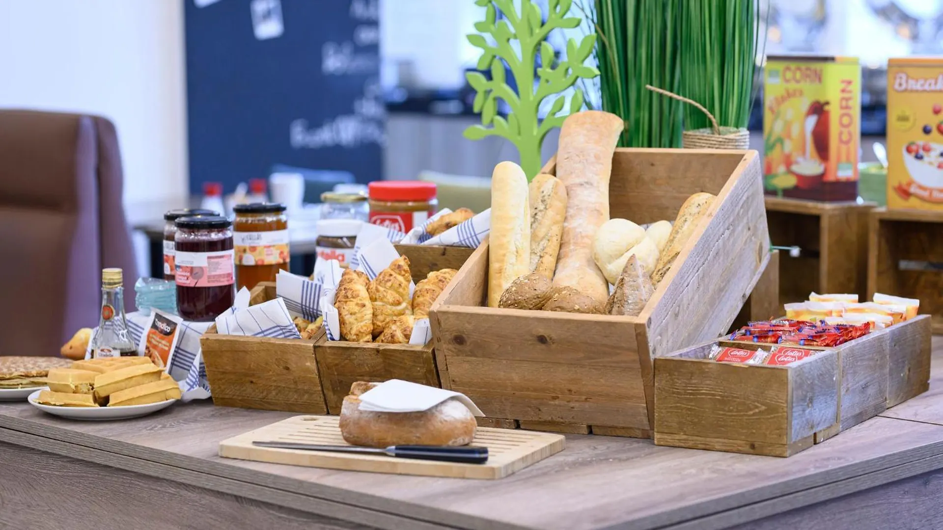 Holiday Inn Brussels Schuman By Ihg 4*,  Belgium